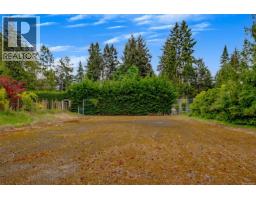 391 Burnham Rd, Qualicum Beach, BC V9K1G5 Photo 14