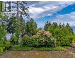 391 Burnham Rd, Qualicum Beach, BC V9K1G5 Photo 10