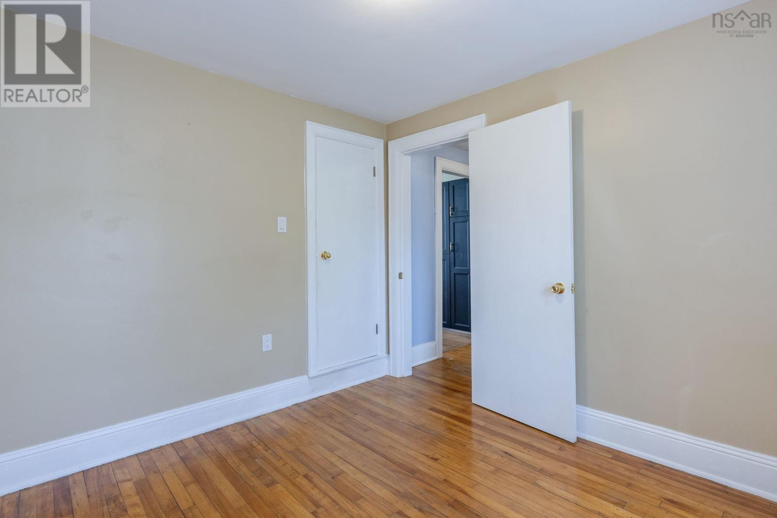 Property 21 of 46 of 38 Woodworth Road