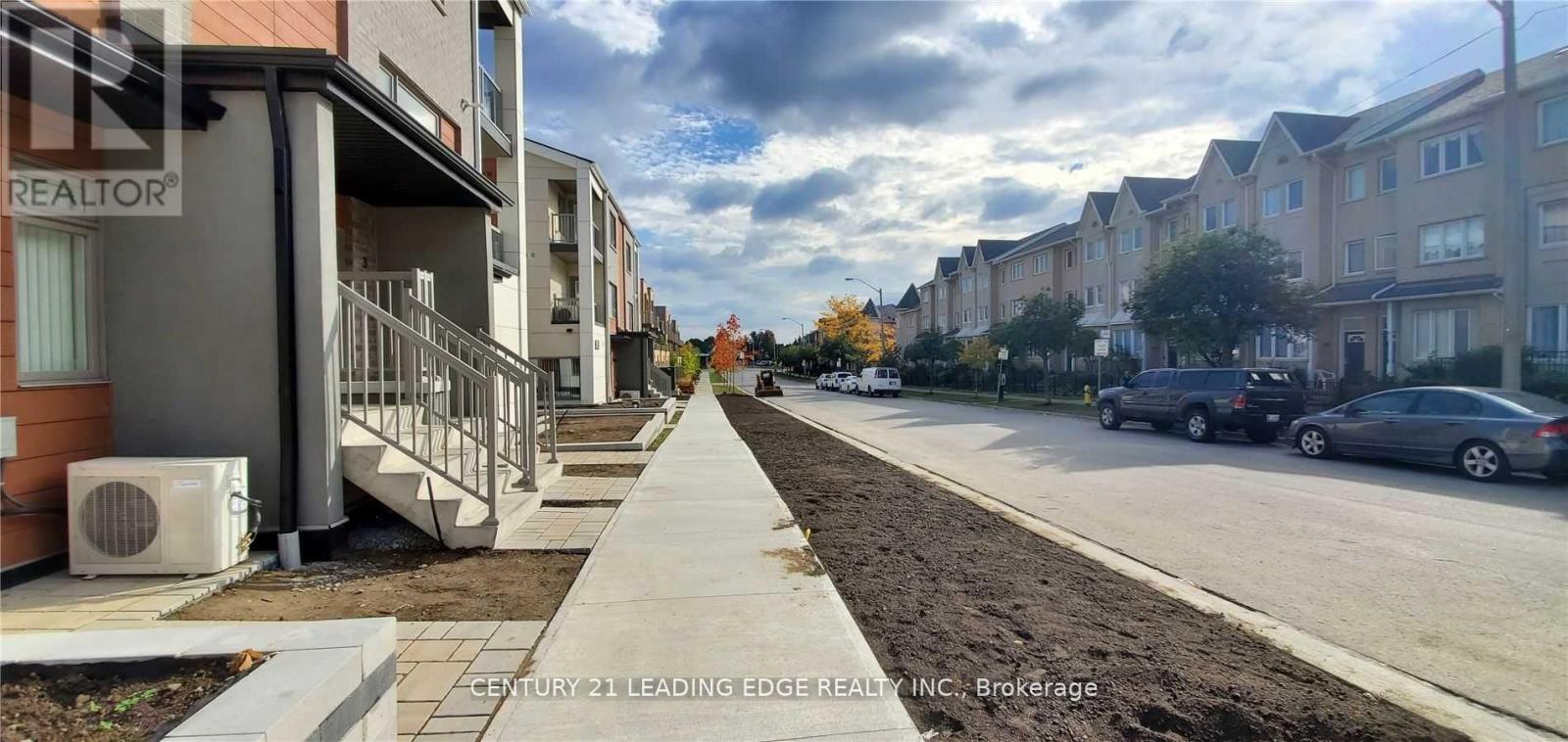 Listing photo of 206 - 5155 SHEPPARD AVENUE E
