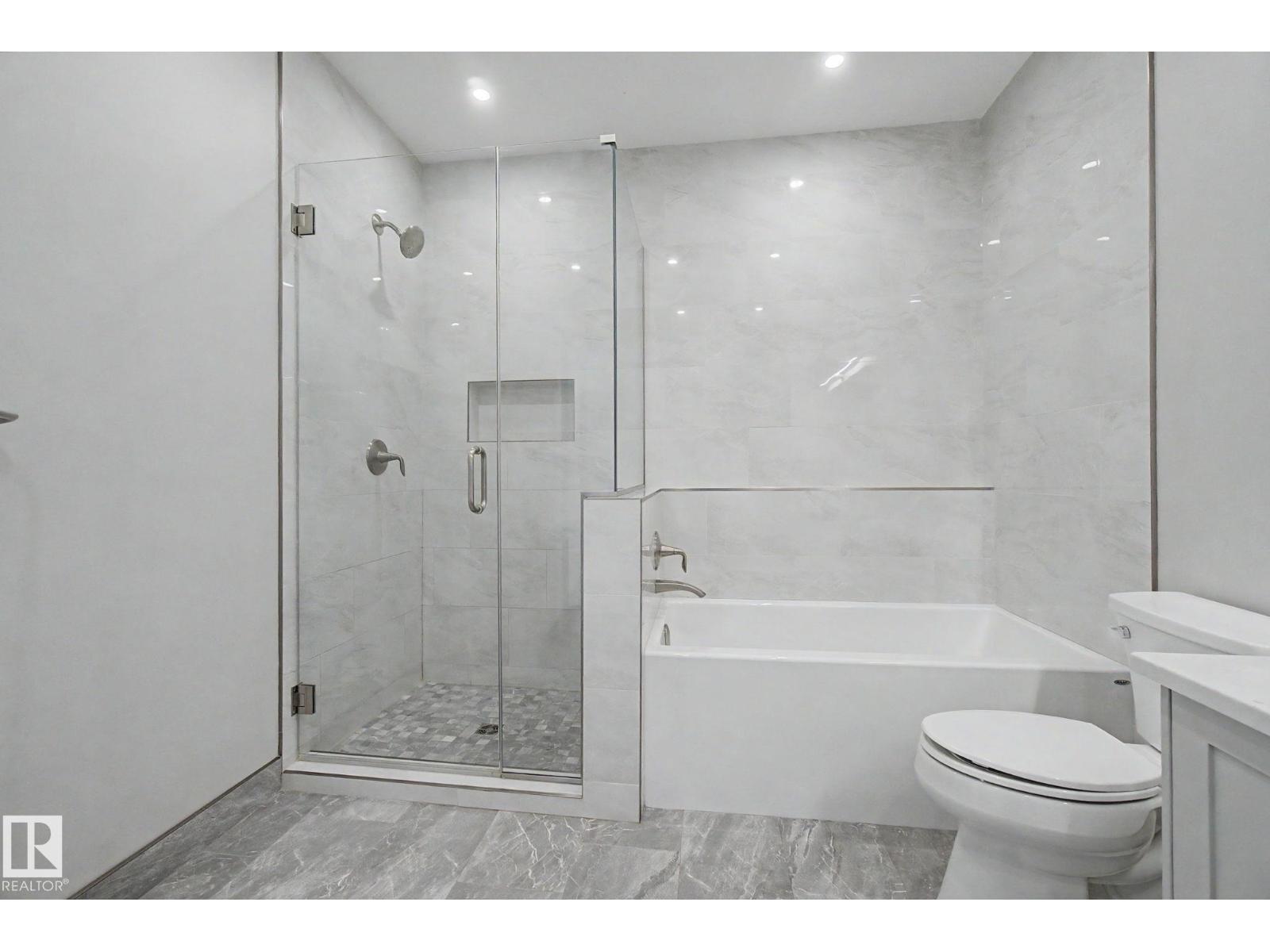 #411 10033 110 ST NW - 19