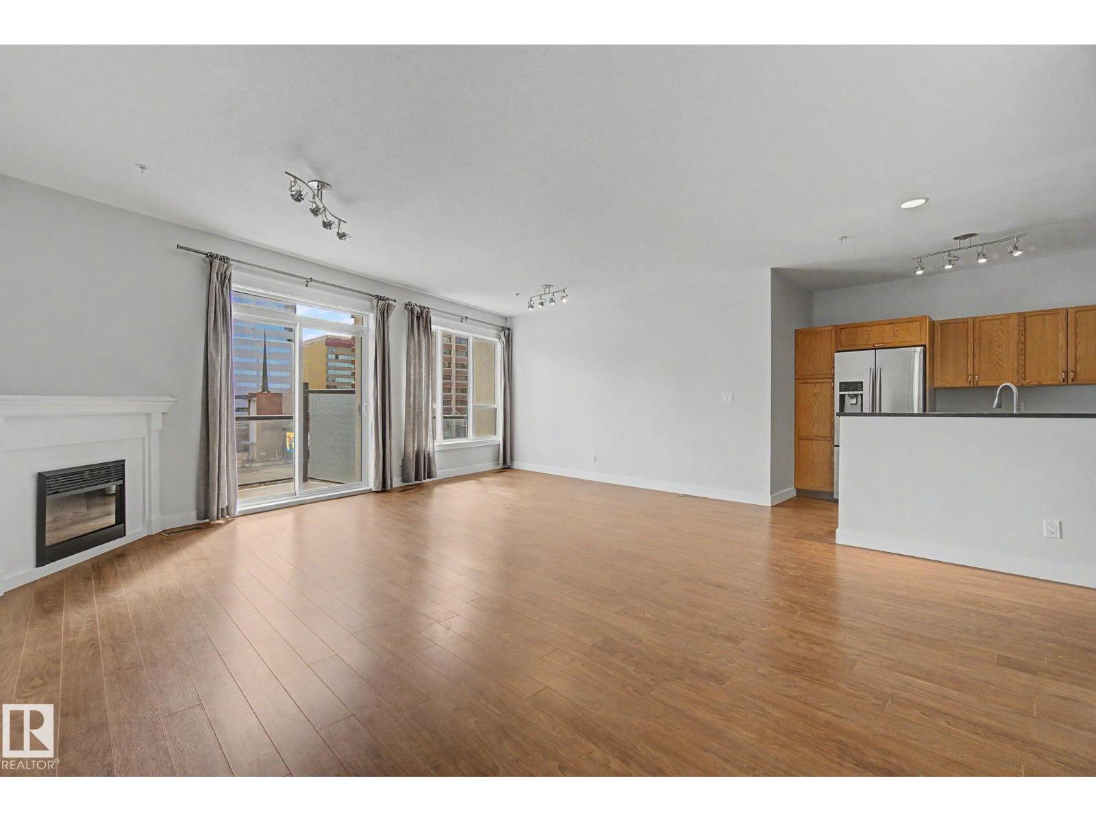#411 10033 110 ST NW - 10