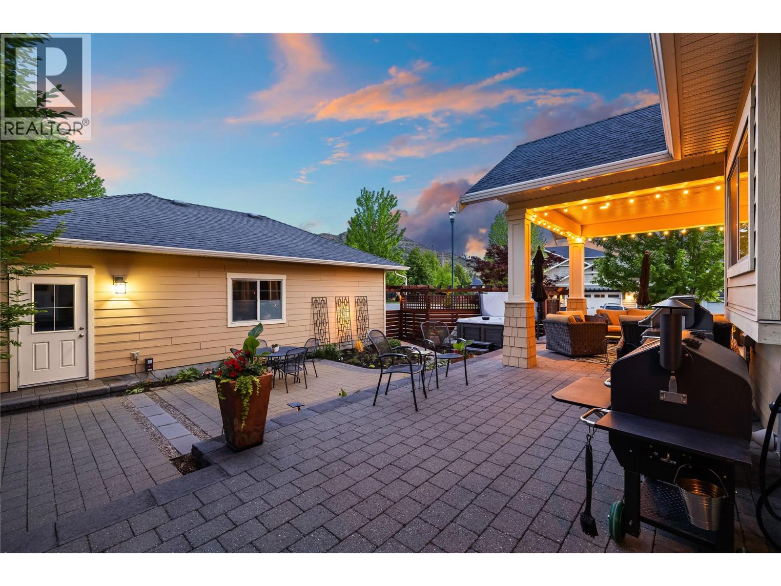 349 Hillside Avenue - 64