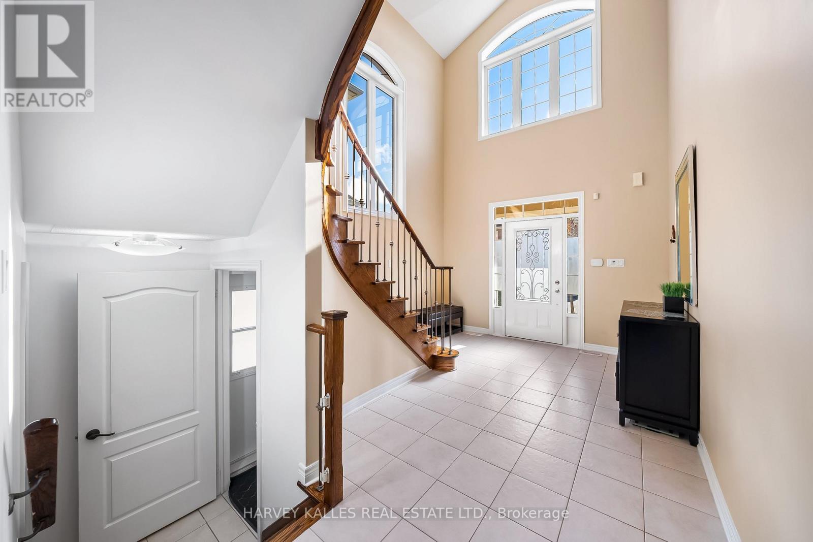 36 BOUNDBROOK DRIVE - 3