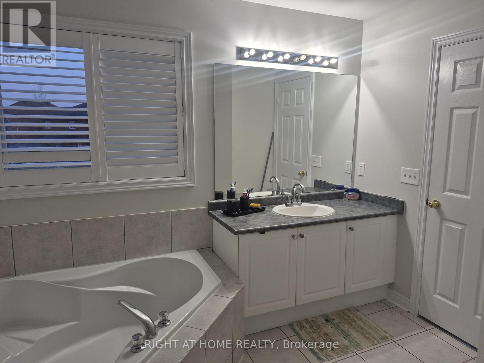 30 TREVINO CRESCENT - 15