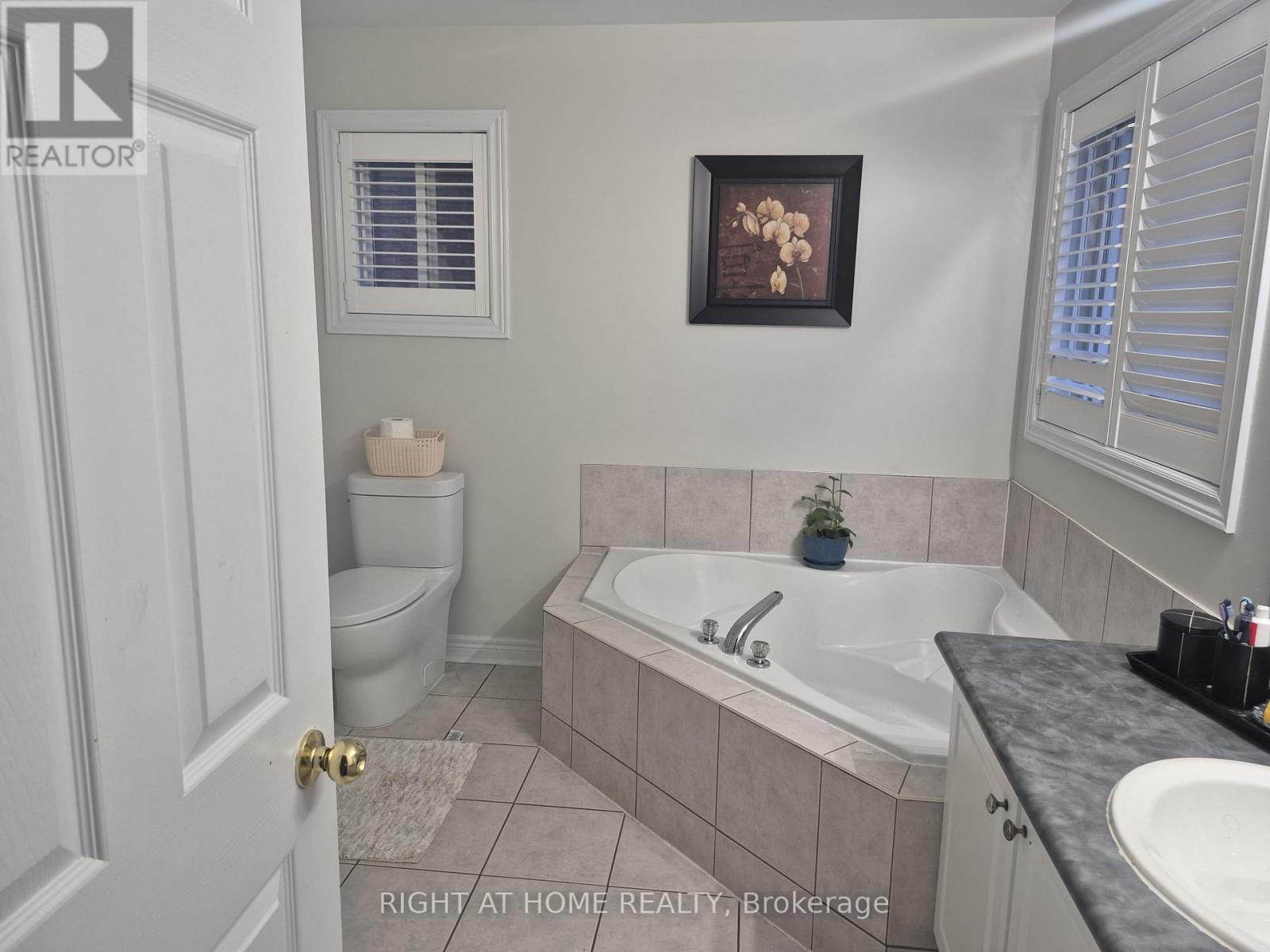 30 TREVINO CRESCENT - 17