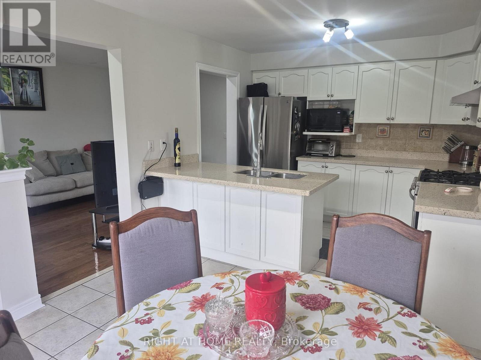 30 TREVINO CRESCENT - 20