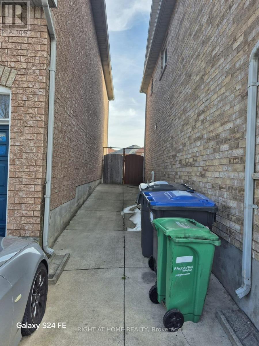 30 TREVINO CRESCENT - 8