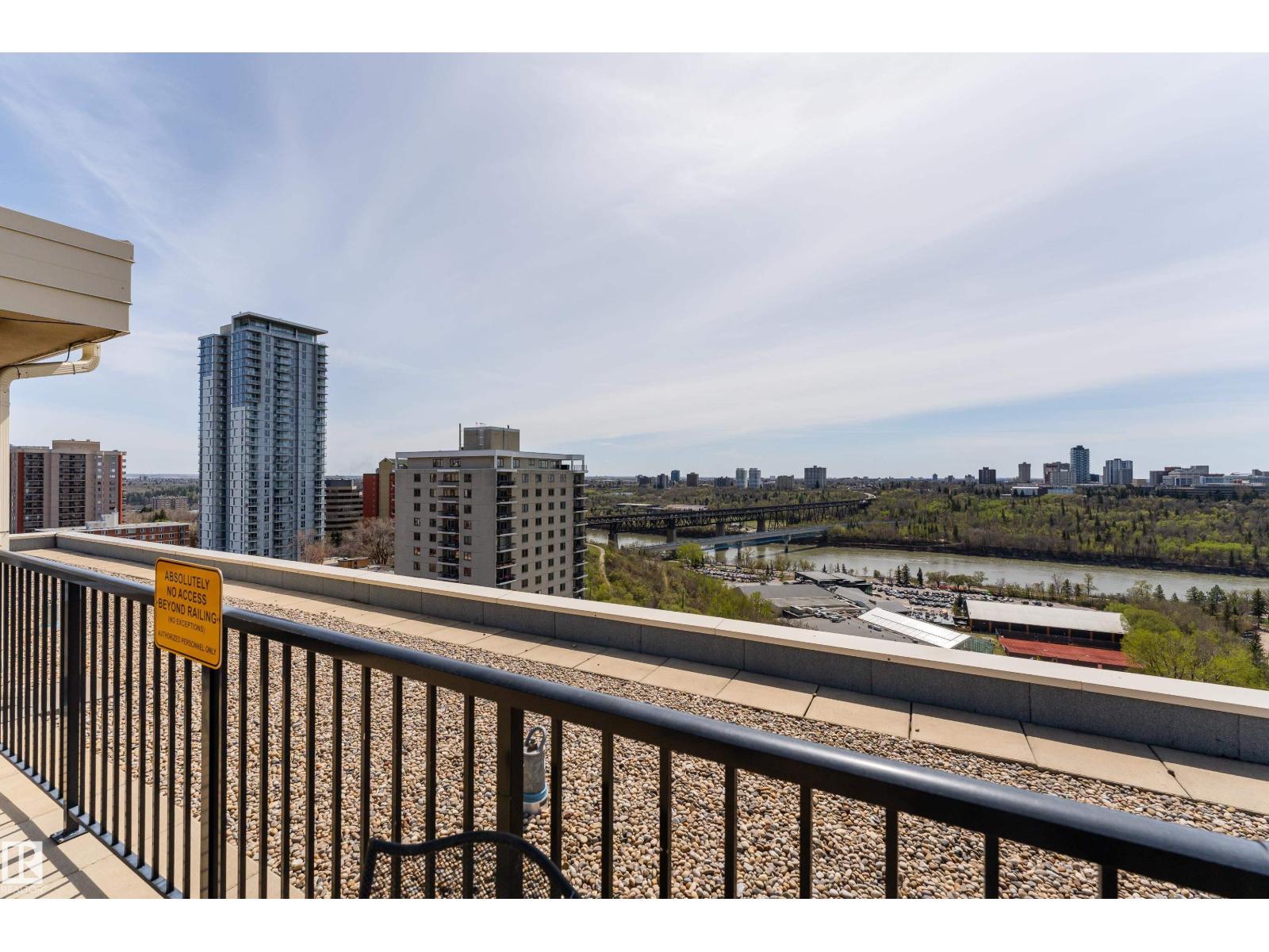 #1006 9816 112 ST NW - 22