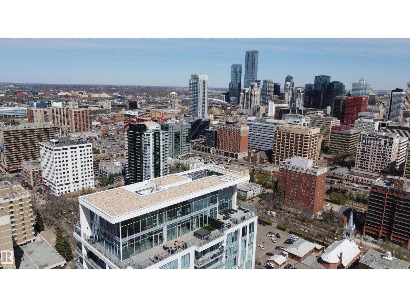 #1006 9816 112 ST NW - 37
