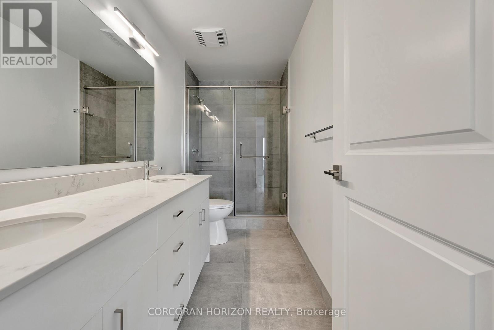 #1511 15 GLEBE STREET - 30