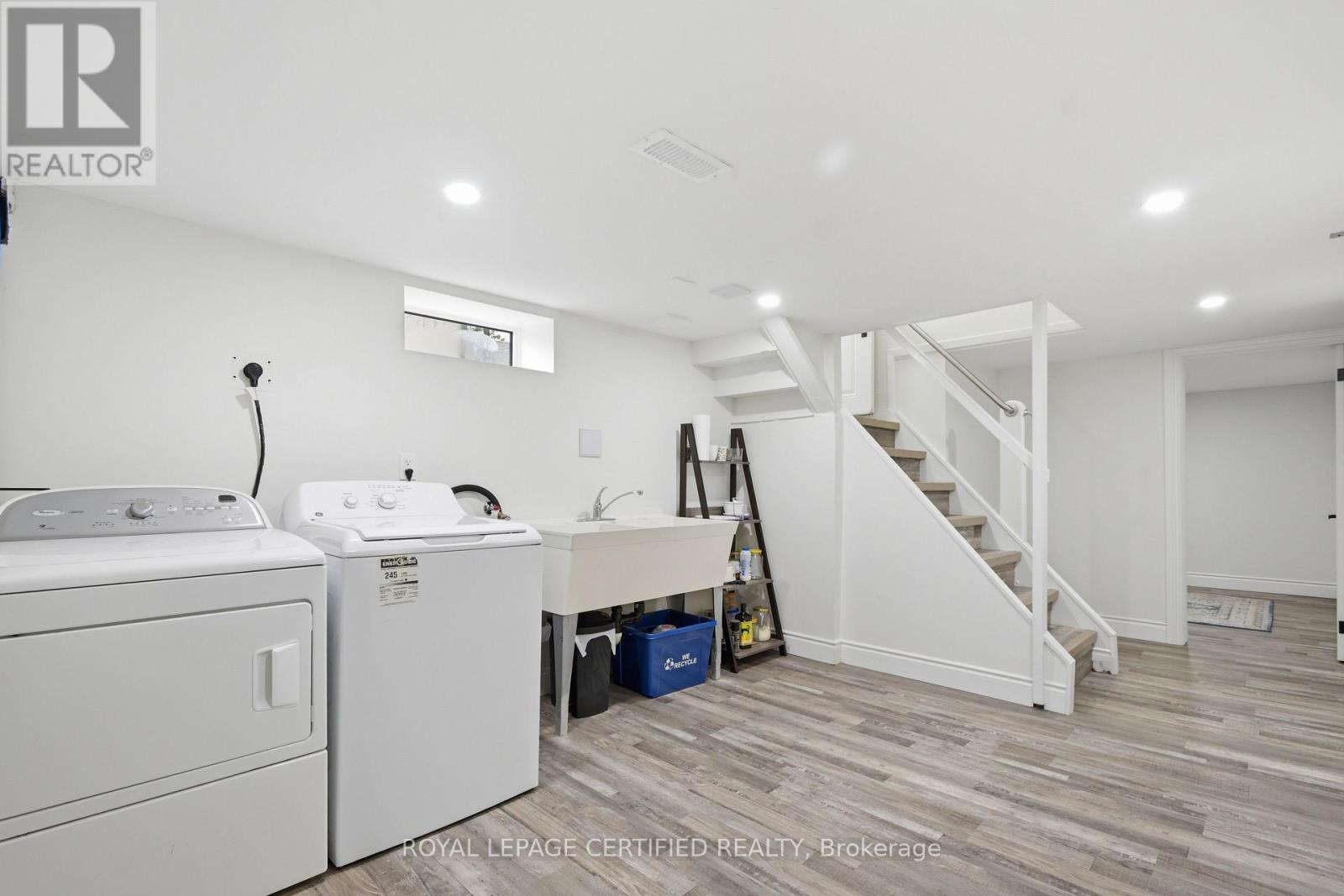 2485 DOMINION BOULEVARD - 11