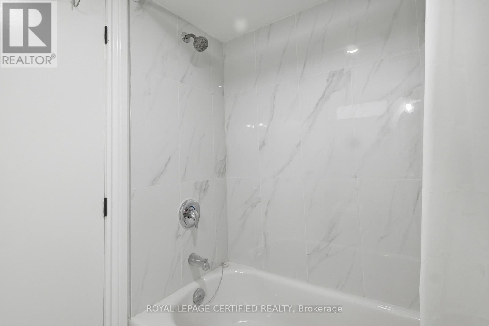 2485 DOMINION BOULEVARD - 12