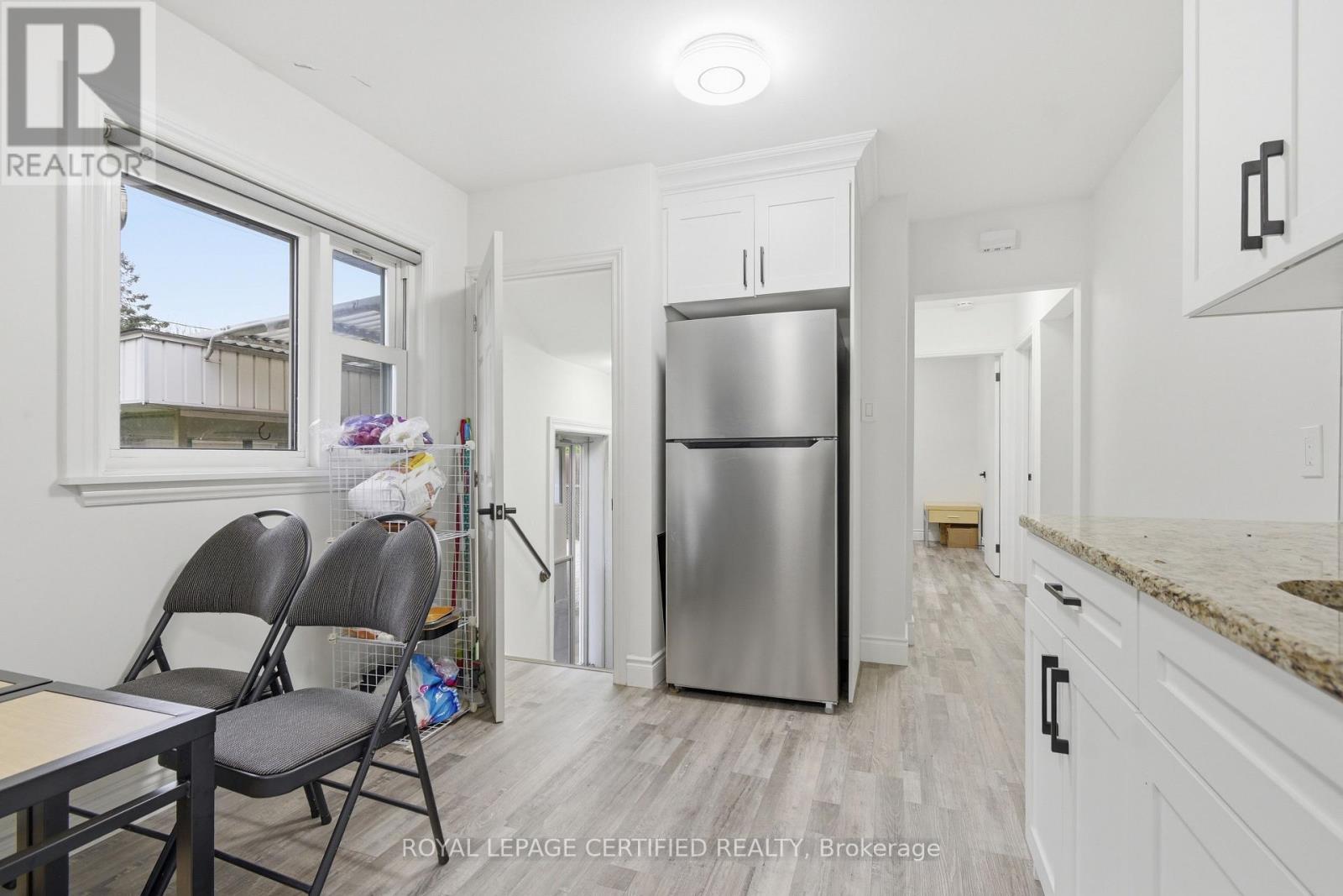 2485 DOMINION BOULEVARD - 17