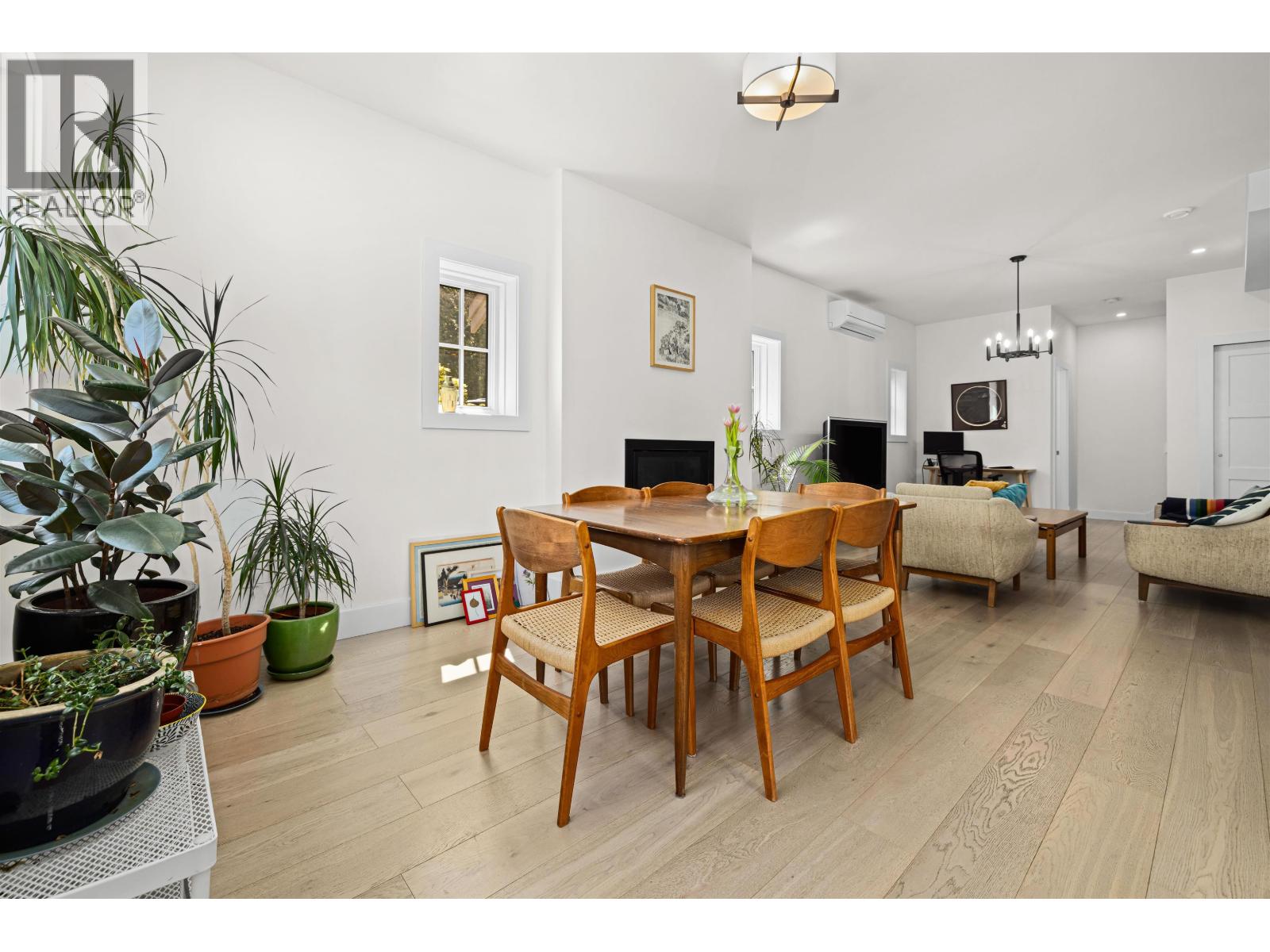 1096 FOXGLOVE LANE, Bowen Island