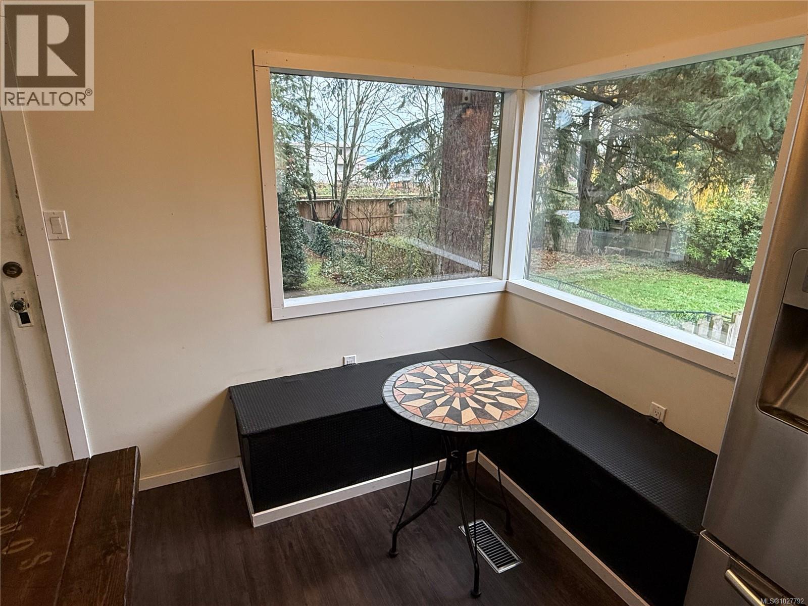 308 Holly Ave - 27