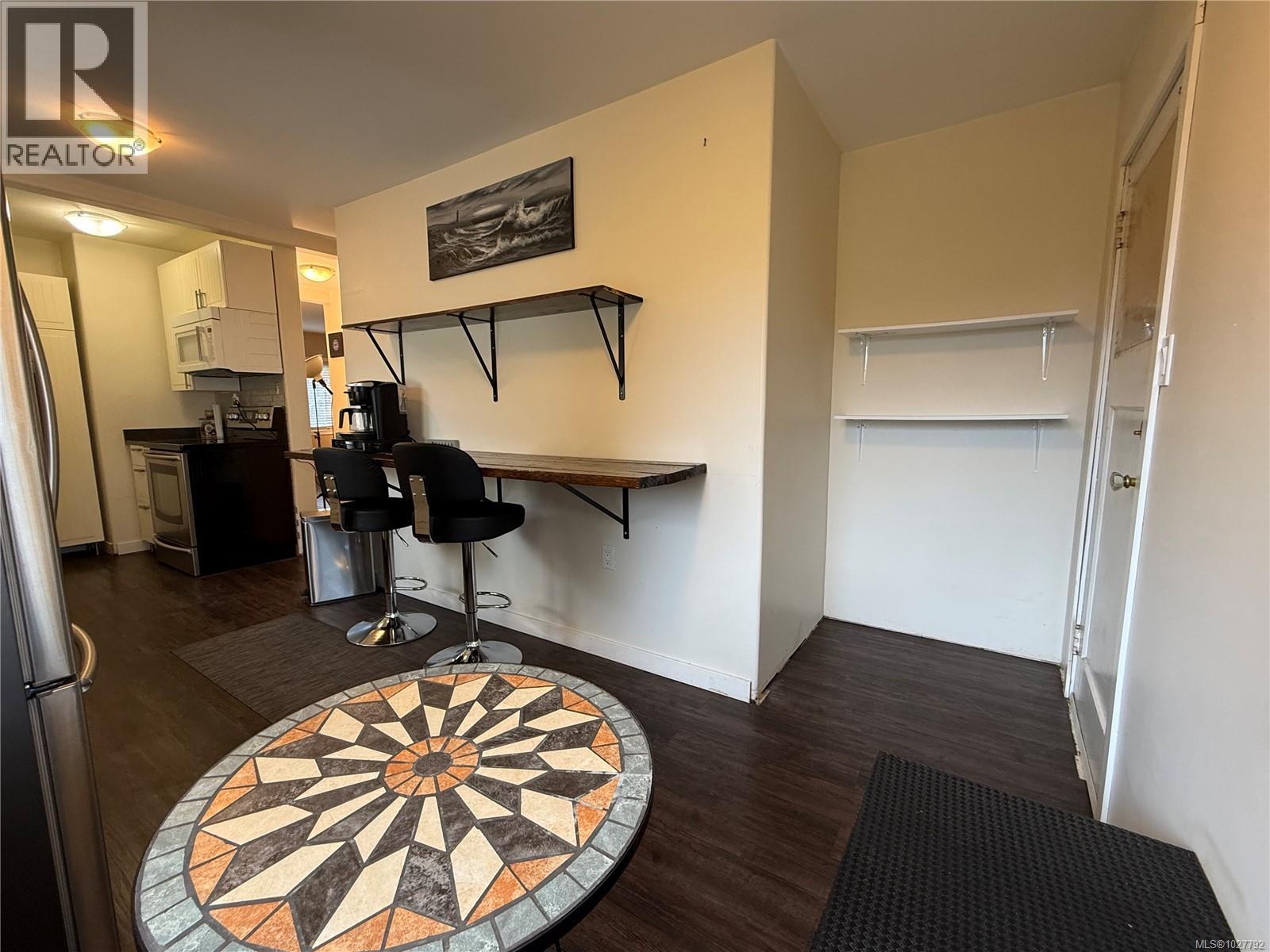 308 Holly Ave - 28