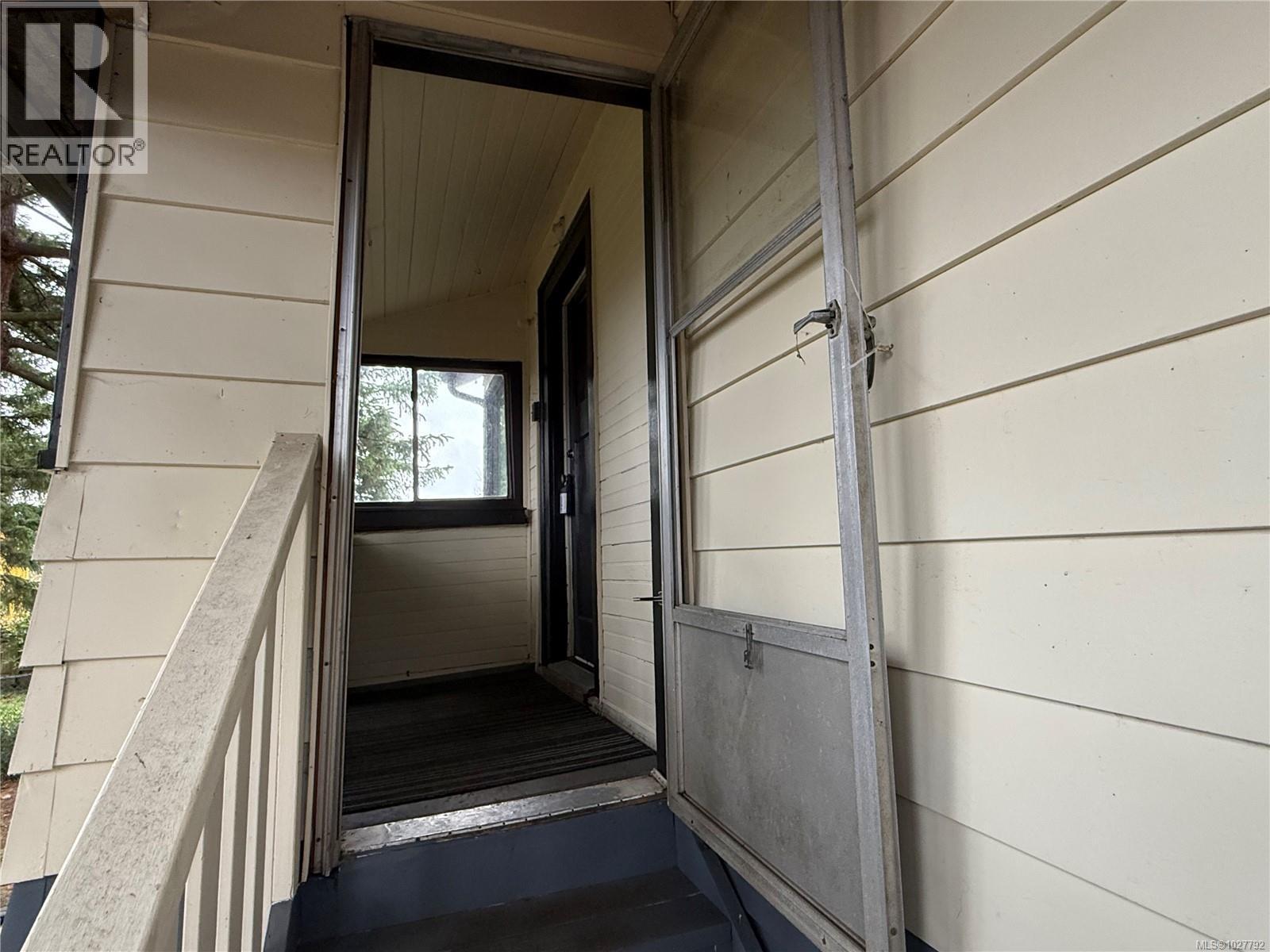 308 Holly Ave - 45