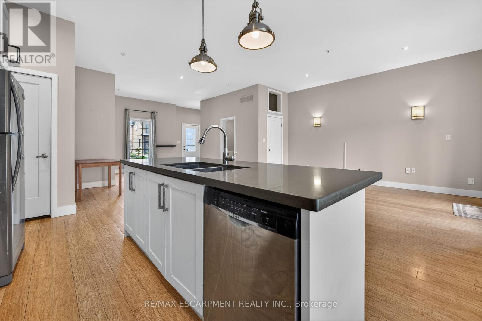 167 WALNUT STREET S - 11