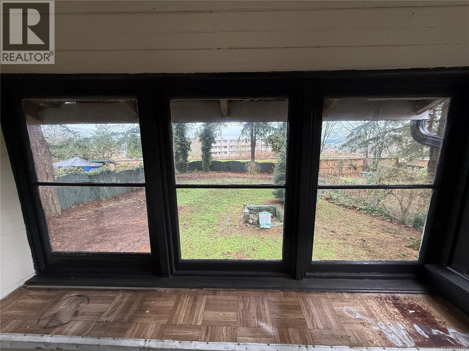 308 Holly Ave - 33