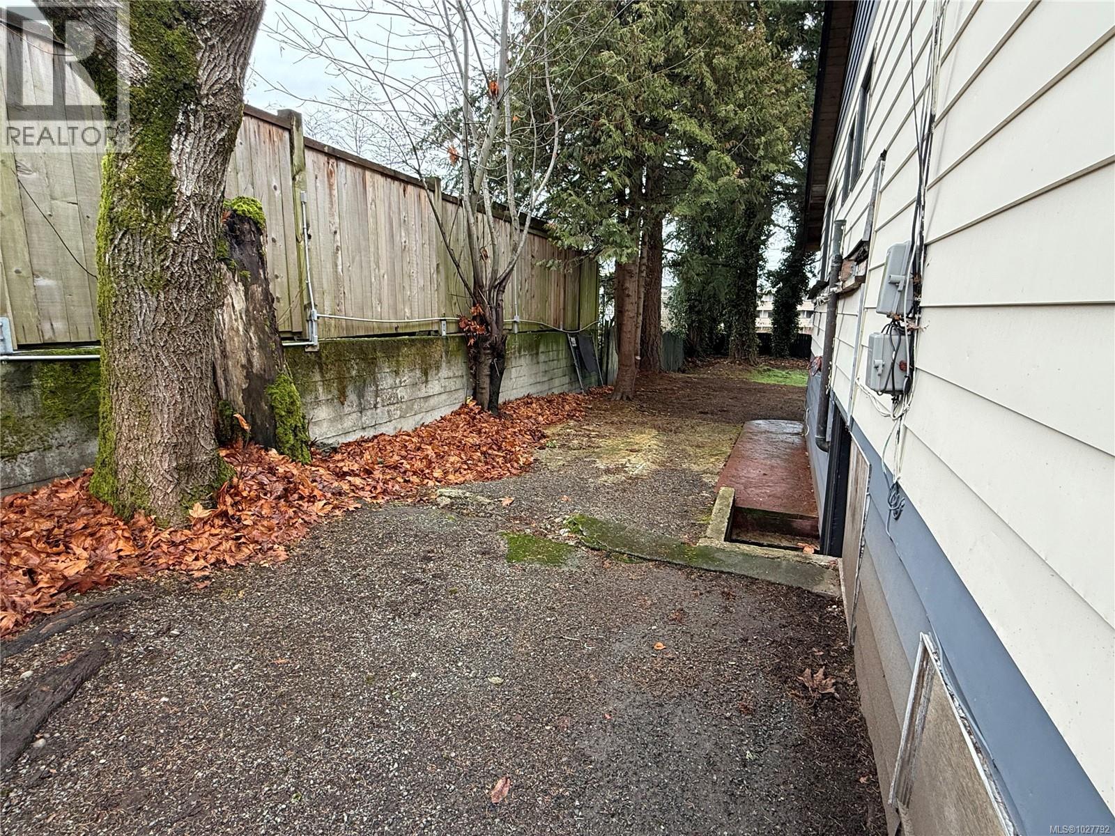 308 Holly Ave - 46