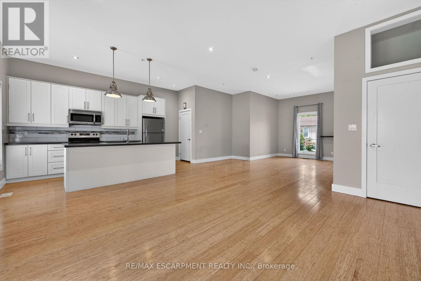 167 WALNUT STREET S - 8
