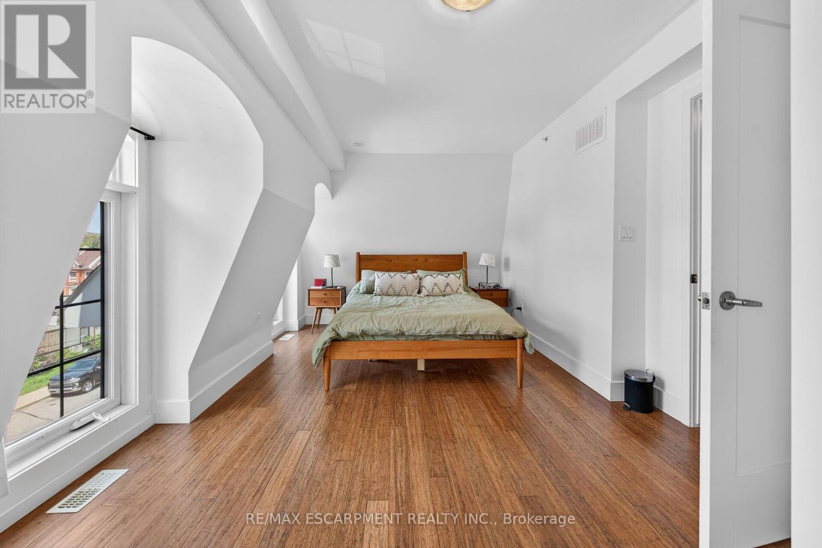 167 WALNUT STREET S - 40
