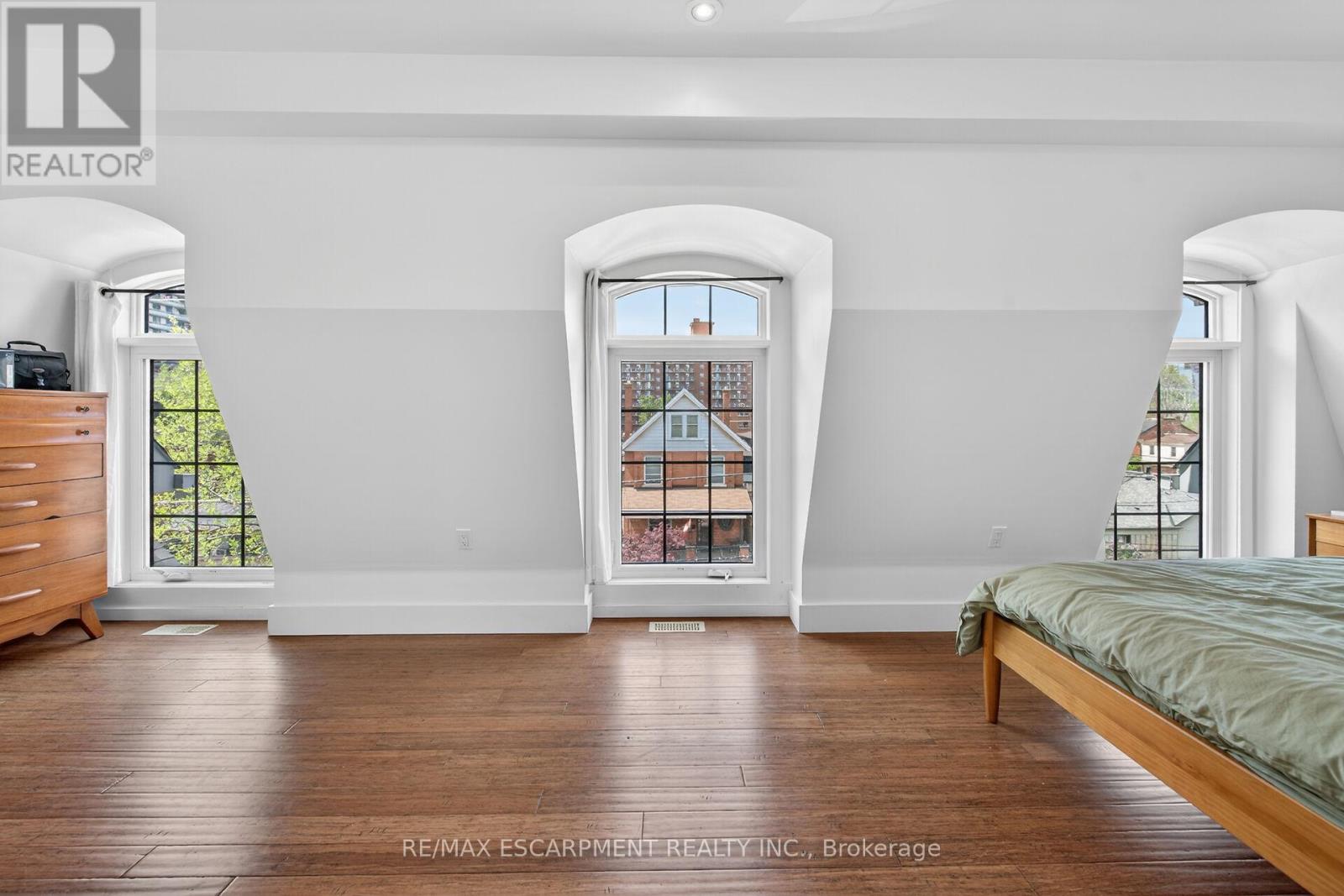 167 WALNUT STREET S - 41