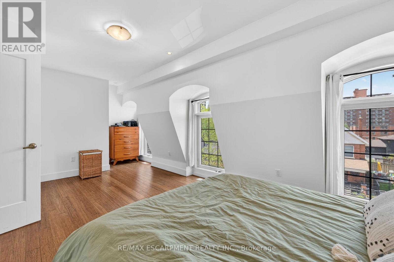 167 WALNUT STREET S - 42