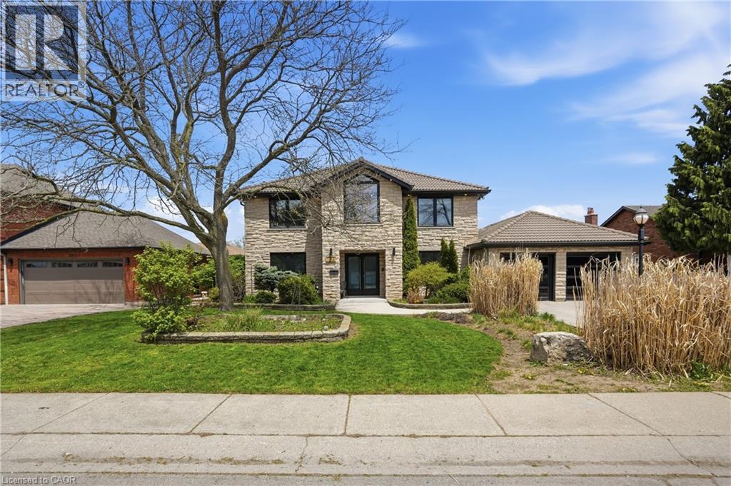 176 ALBION FALLS Boulevard, Hamilton, Ontario, L8W1R6 — Photo 8
