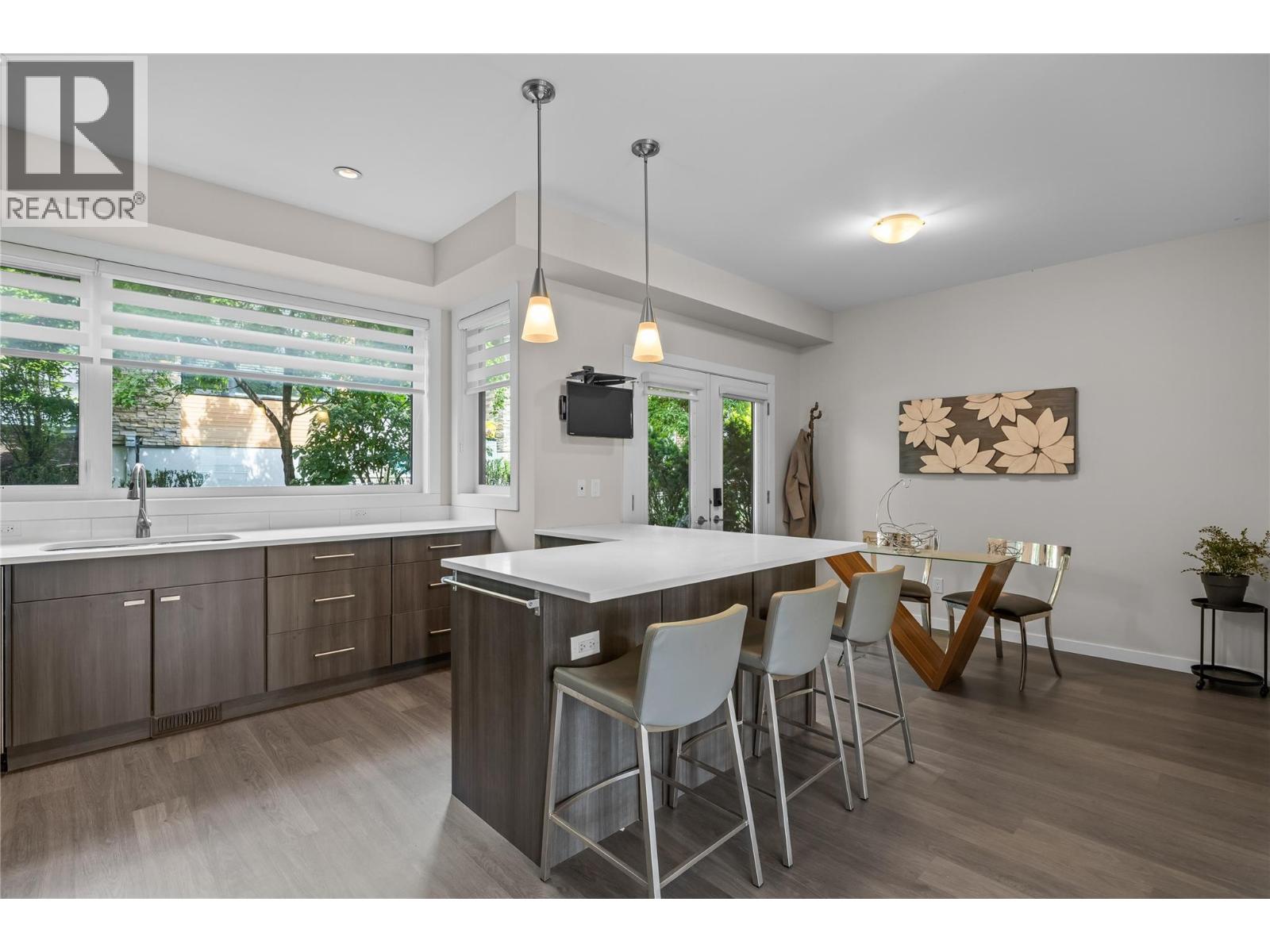 20 1818 Peak Point Court, West Kelowna
