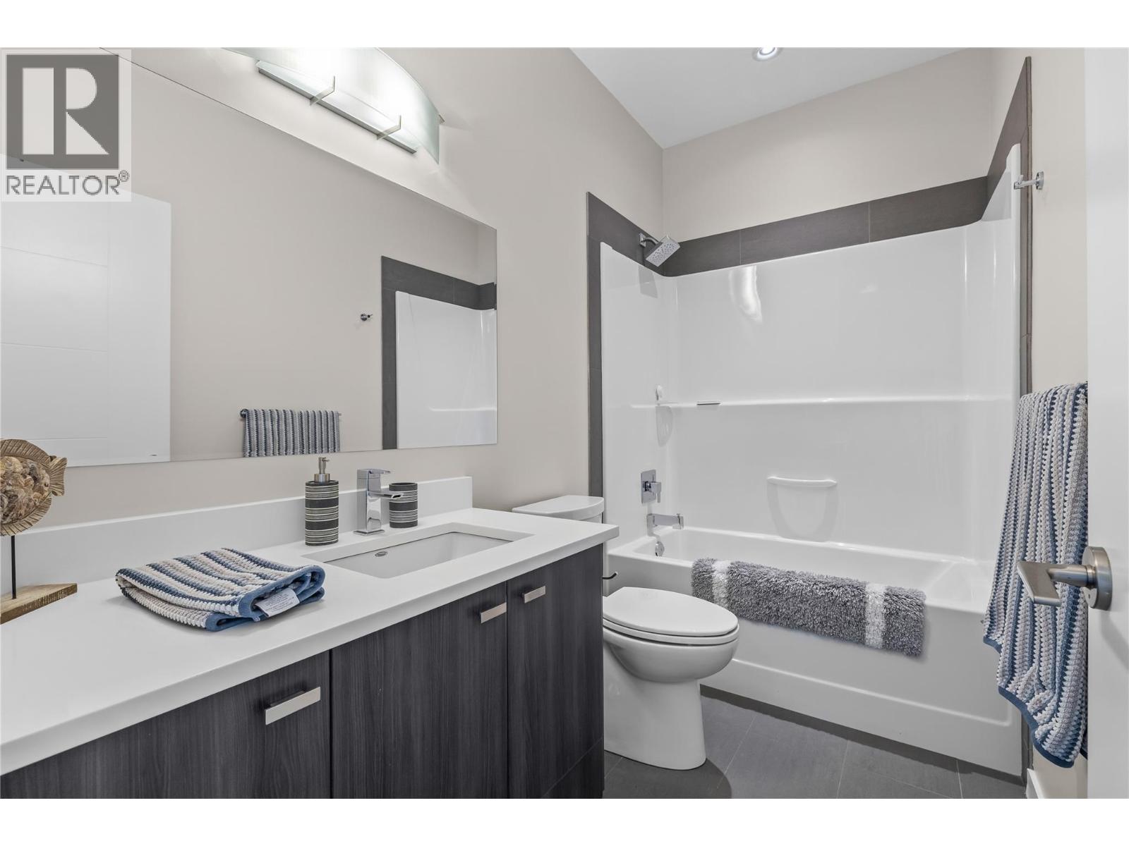#20 1818 Peak Point Court - 33