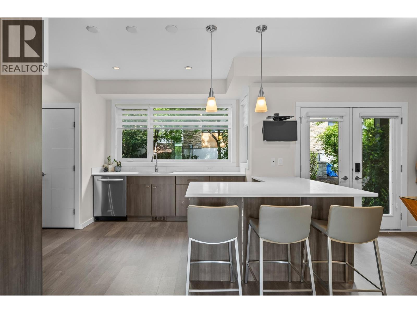 20 1818 Peak Point Court, West Kelowna
