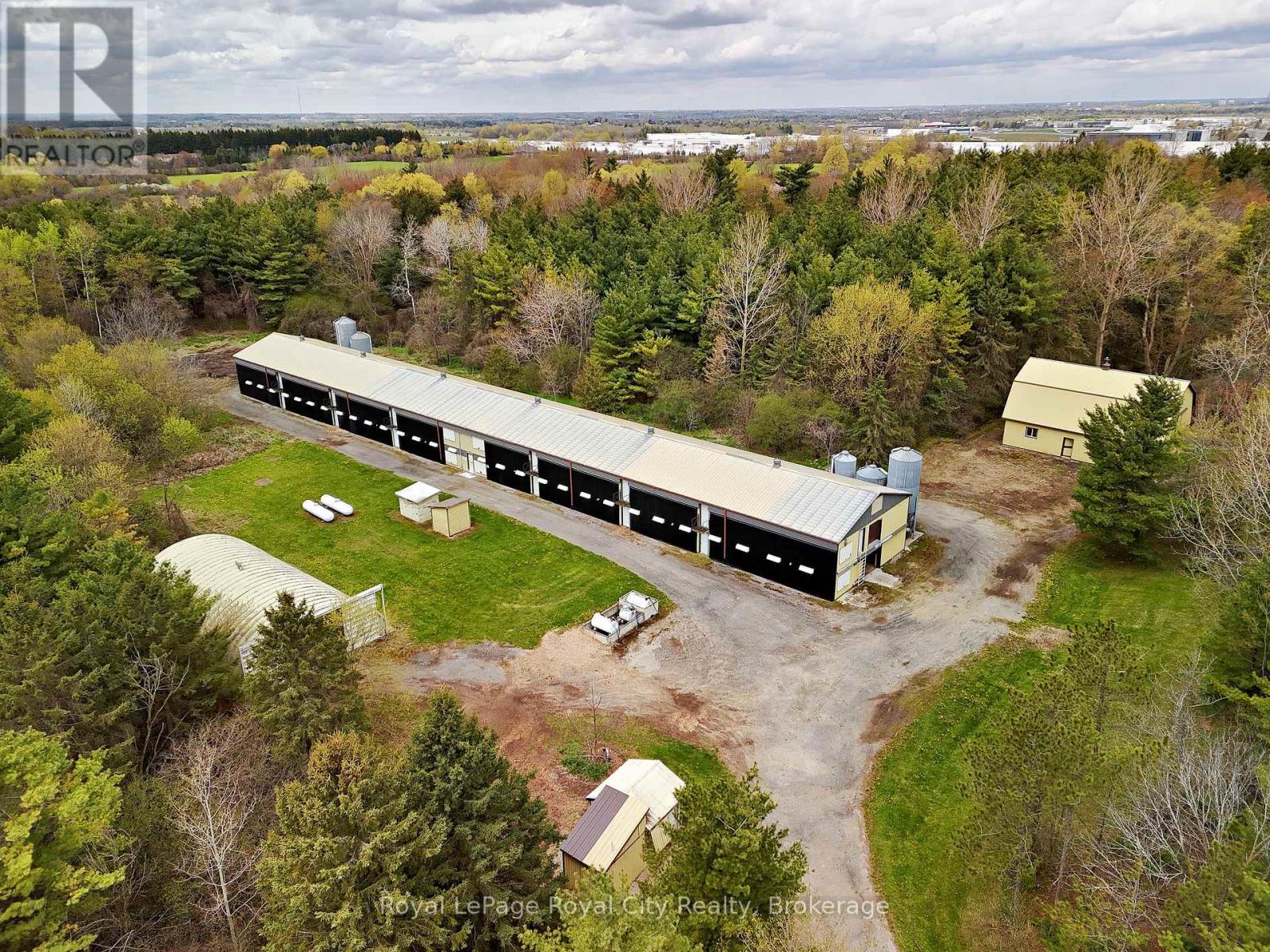 4646 Sideroad 20 North — photo 44