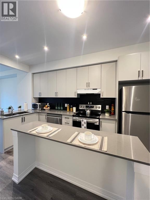 155 EQUESTRIAN Way Unit# 115, Cambridge, Ontario, N3E0E8 — Photo 6