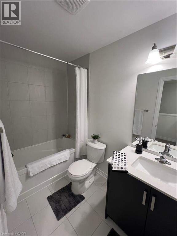 155 EQUESTRIAN Way Unit# 115, Cambridge, Ontario, N3E0E8 — Photo 4