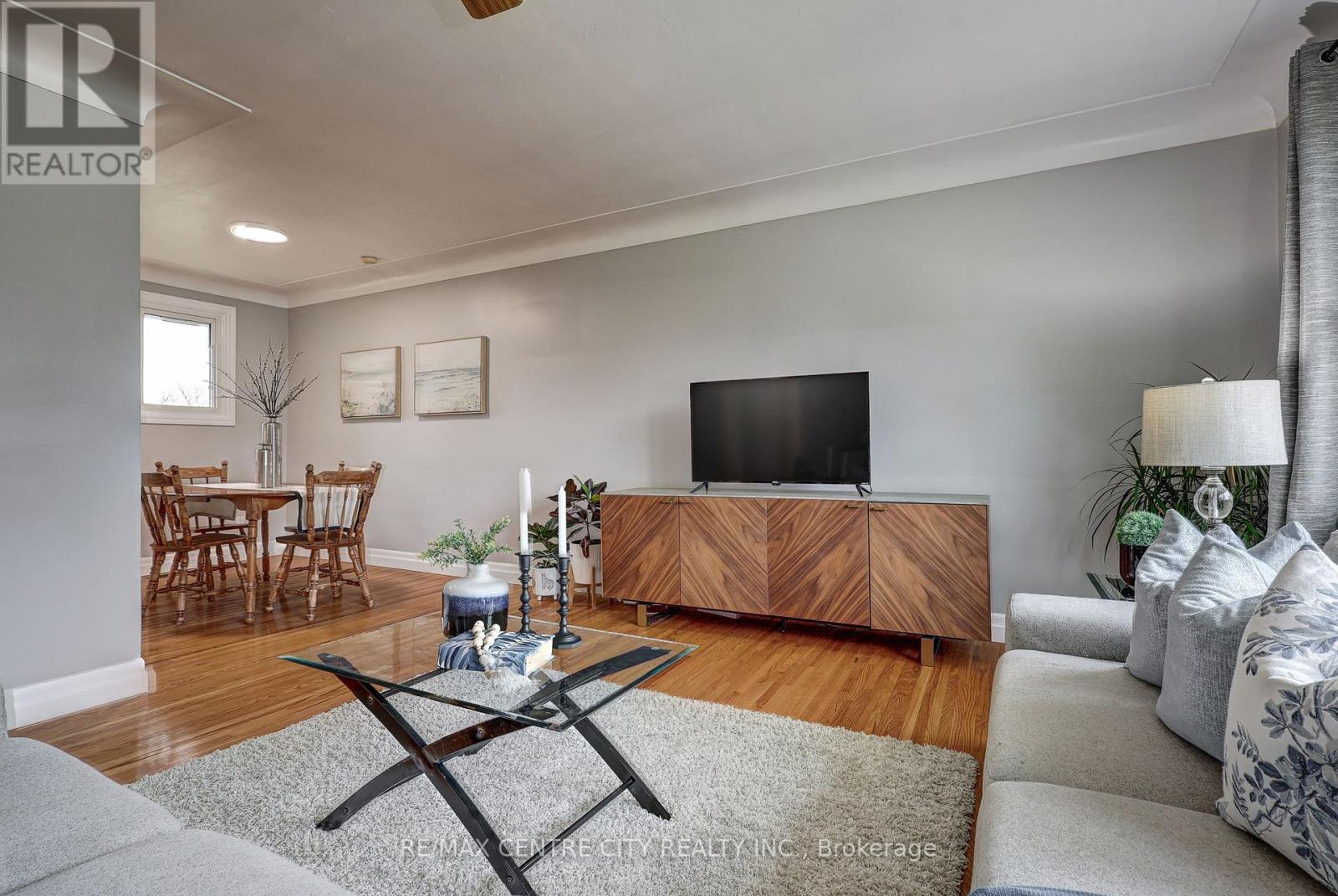 68 BAILEY AVENUE - 15