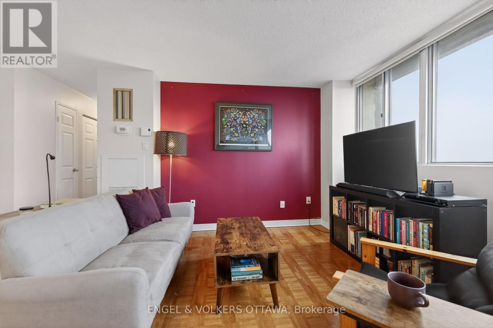 #PH5 530 LAURIER AVENUE W - 15