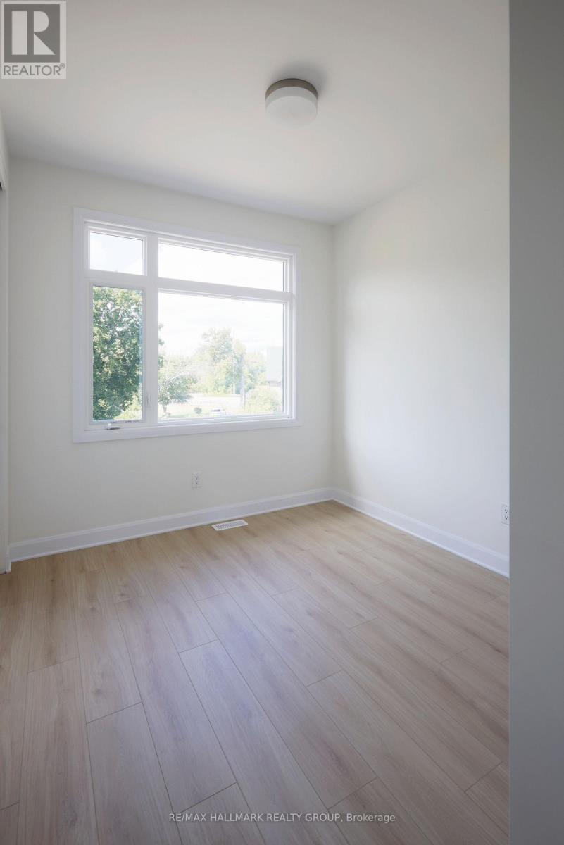 678 PERSIMMON WAY - 26