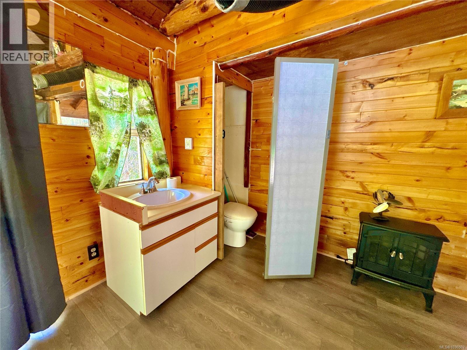 3148 Bay Rd, Qualicum Beach