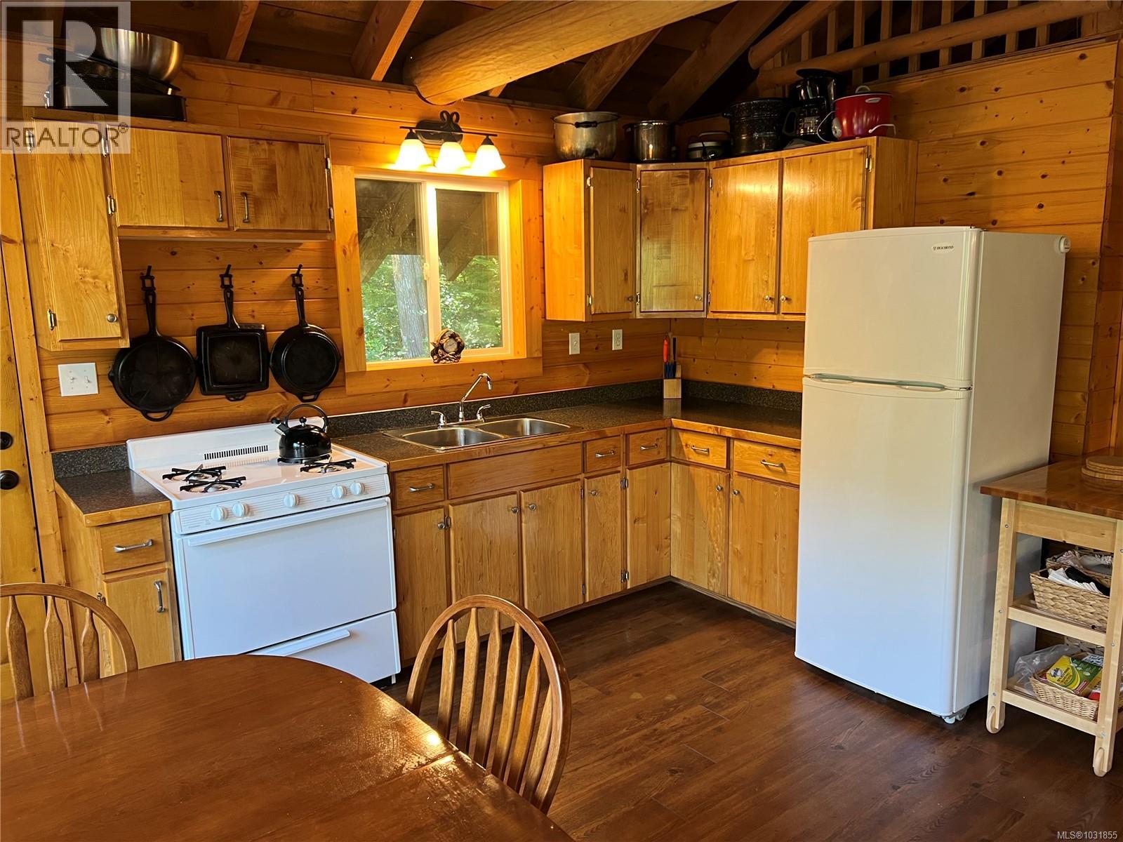 58 Busby Island - 11