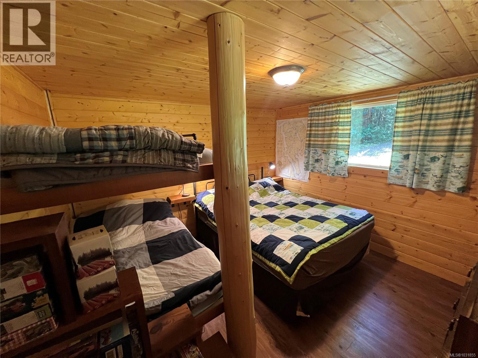 58 Busby Island - 18