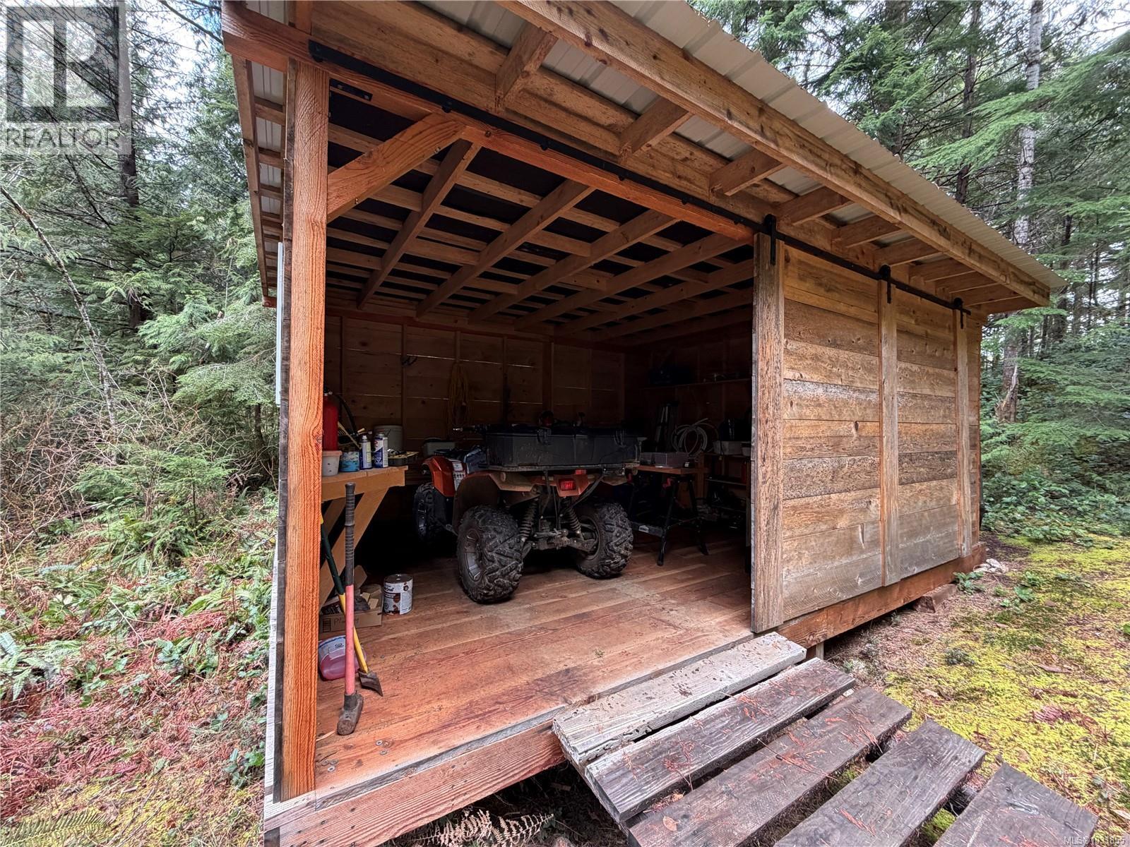 58 Busby Island - 22