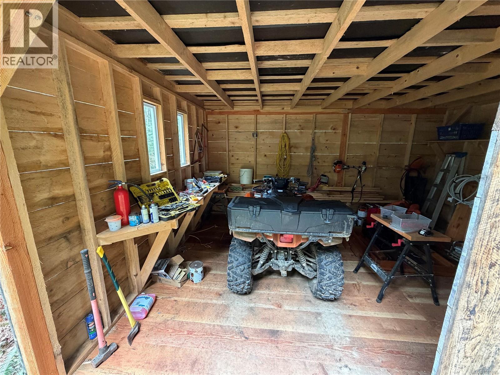 58 Busby Island - 24