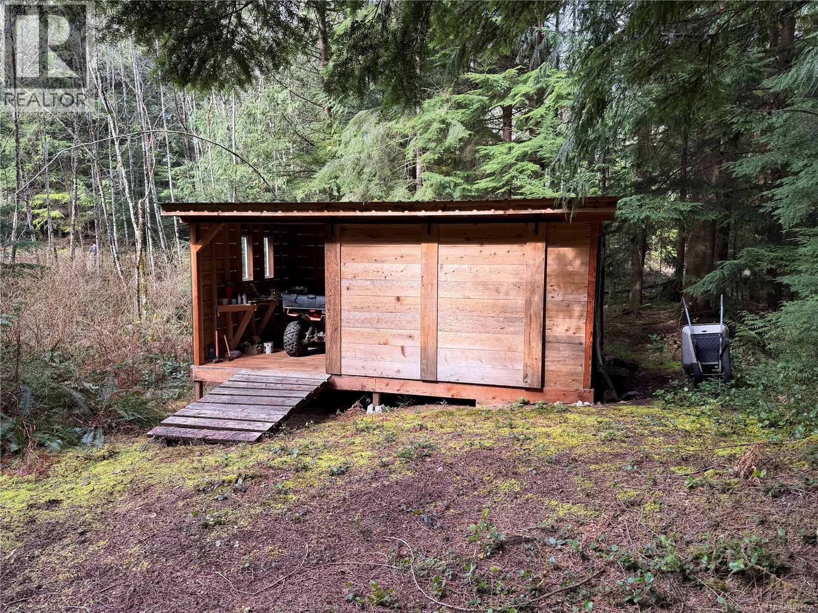 58 Busby Island - 33