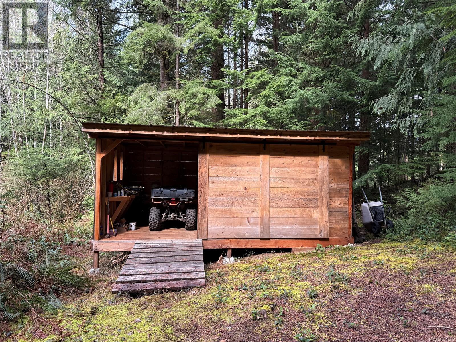 58 Busby Island - 4