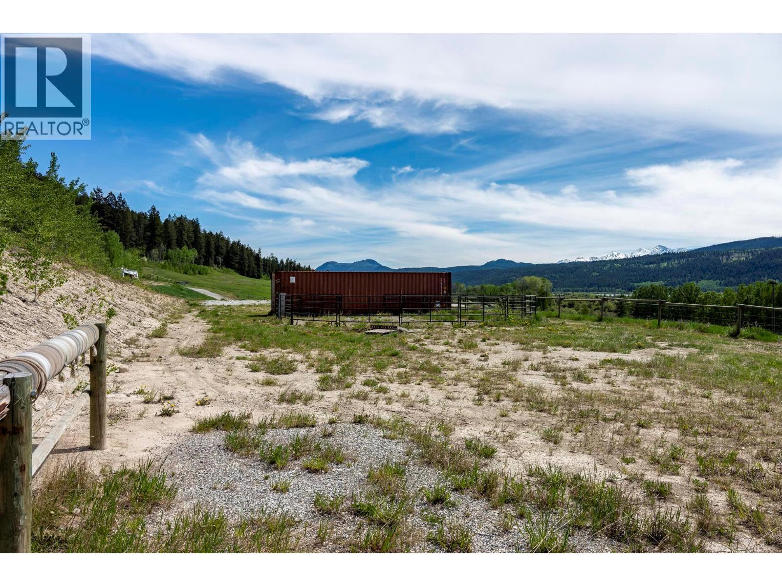 3657 95 Highway - 43
