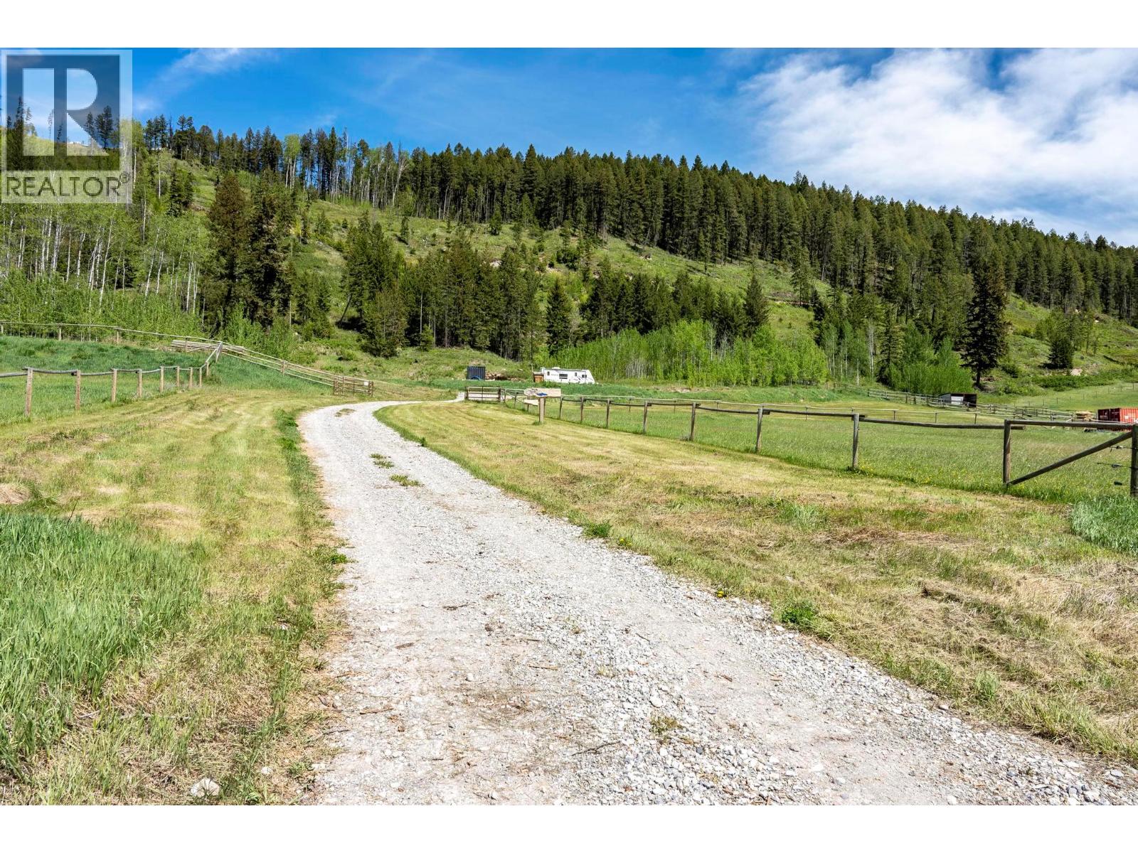 3657 95 Highway - 57