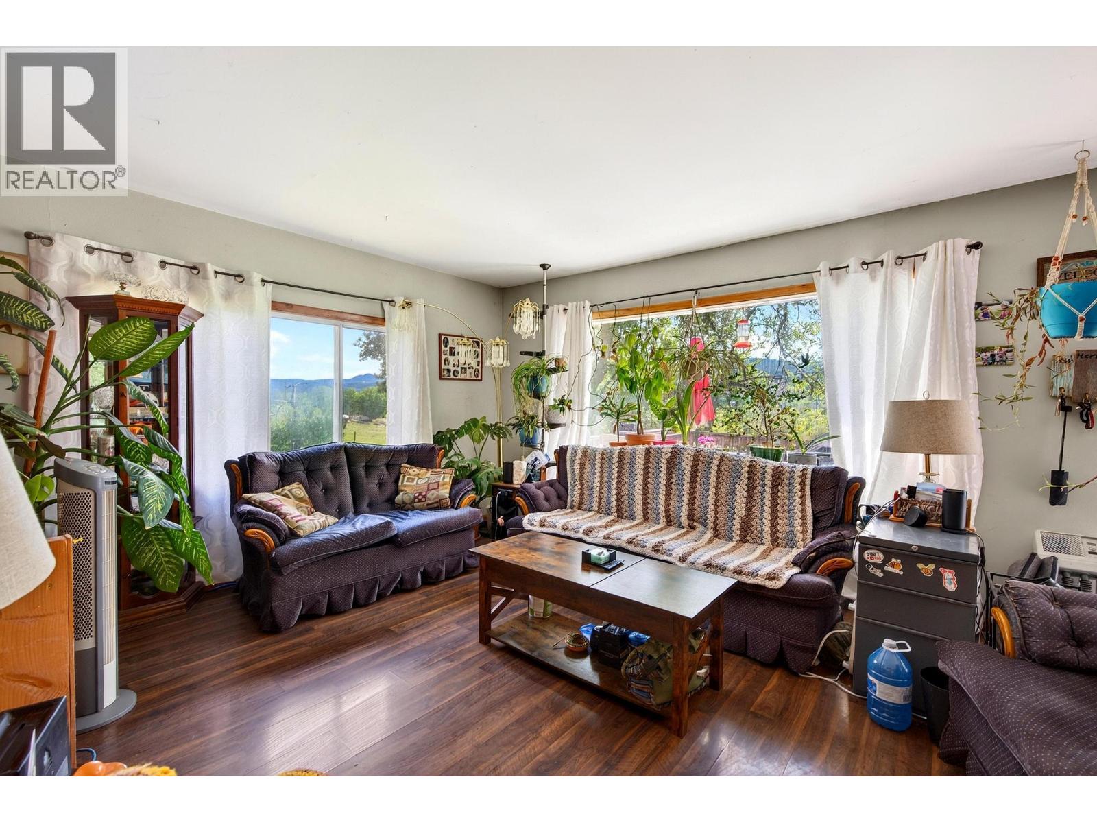 3657 95 Highway - 75