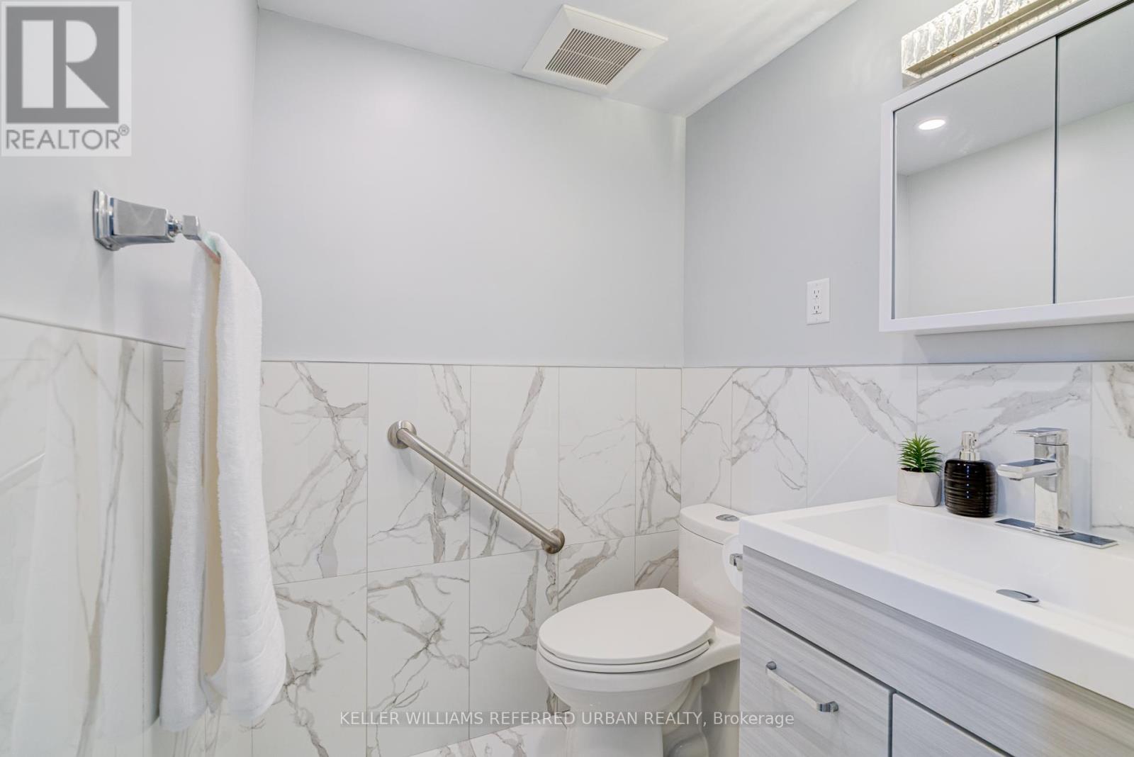 #1417 10 EDGECLIFF GOLFWAY - 19